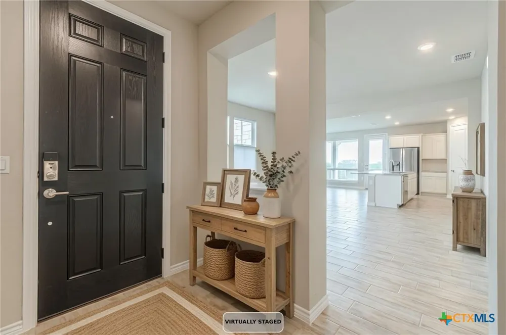 404 Eagle Drive #101 San Marcos, TX 78666