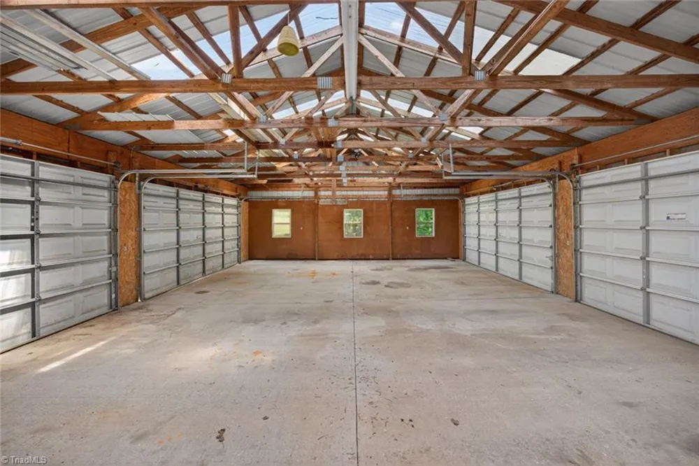 1747 Scalesville Road Summerfield, NC 27358