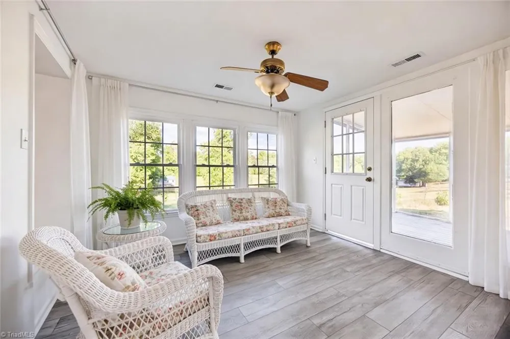 1747 Scalesville Road Summerfield, NC 27358