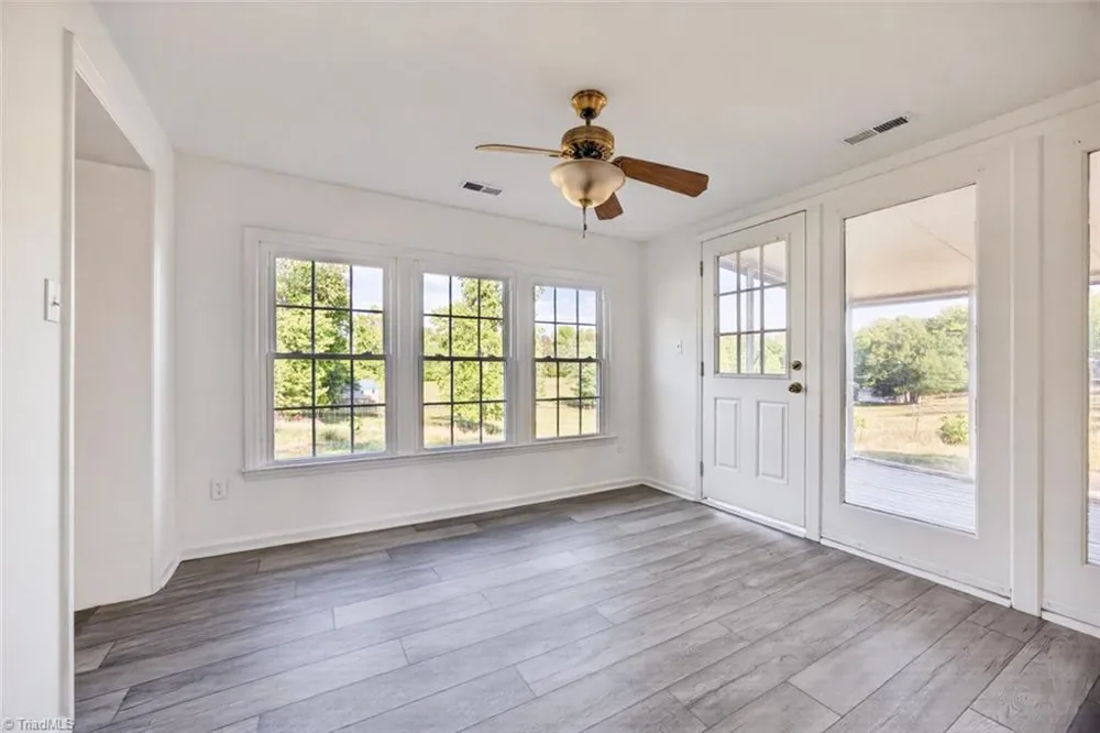 1747 Scalesville Road Summerfield, NC 27358