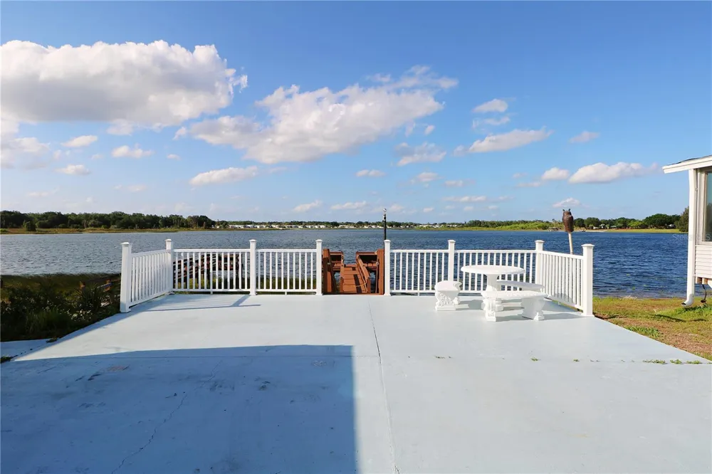 7205 WINDSONG DRIVE Lake Wales, FL 33898