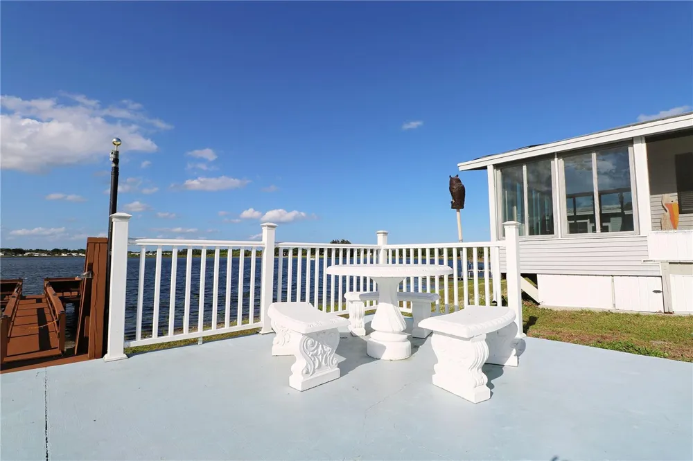 7205 WINDSONG DRIVE Lake Wales, FL 33898