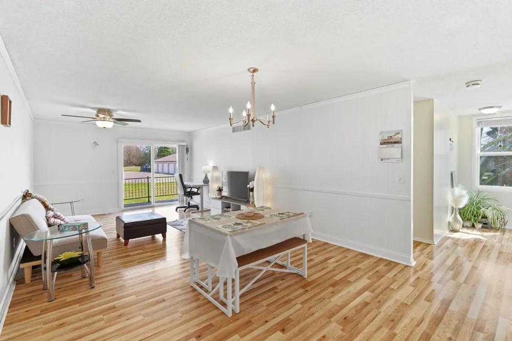 916 Armstrong Boulevard Saint James, MN 56081