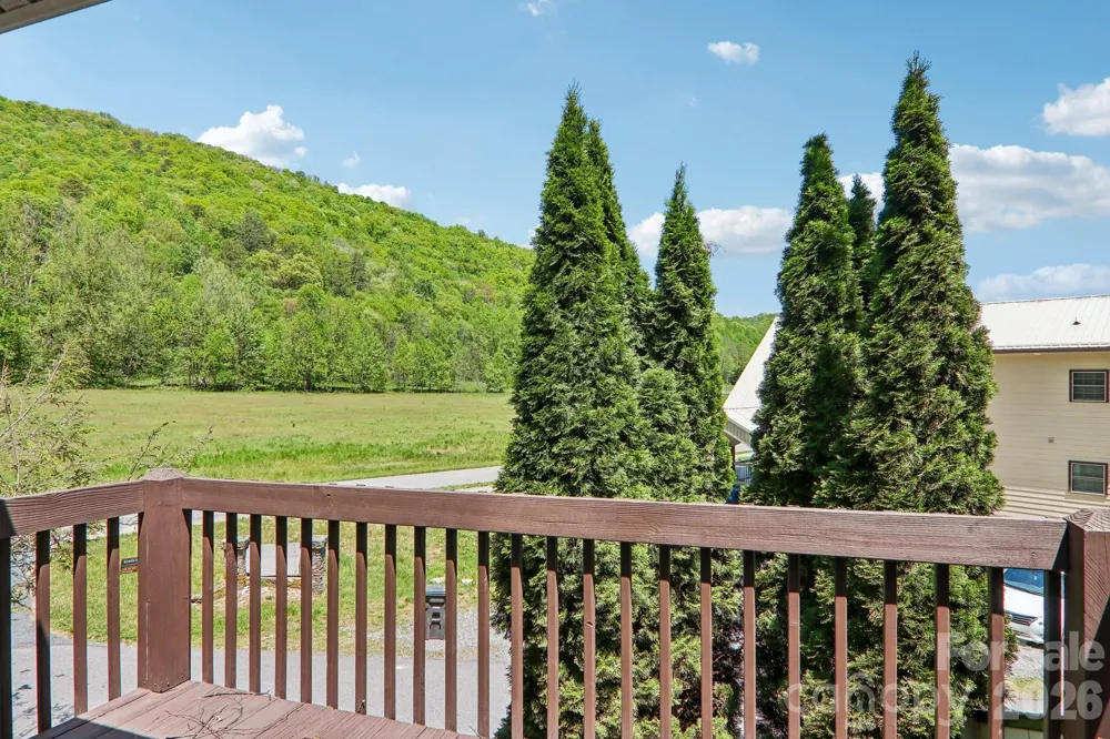 12 Indian Trace Road Maggie Valley, NC 28751