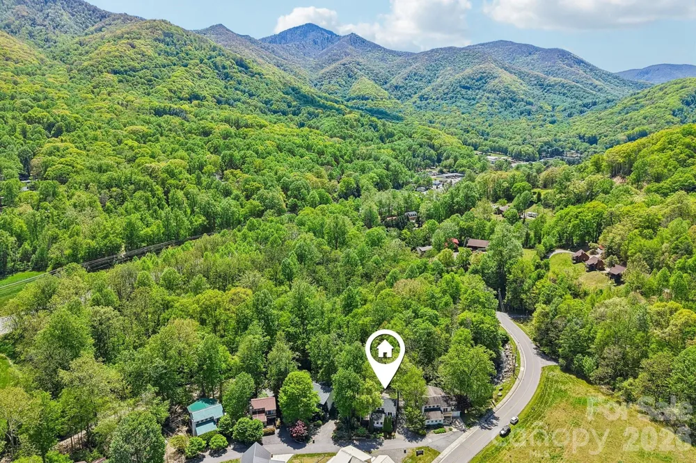 12 Indian Trace Road Maggie Valley, NC 28751