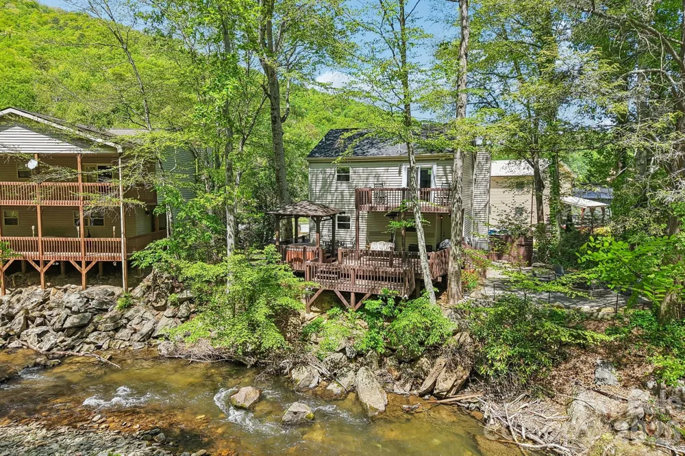 12 Indian Trace Road Maggie Valley, NC 28751