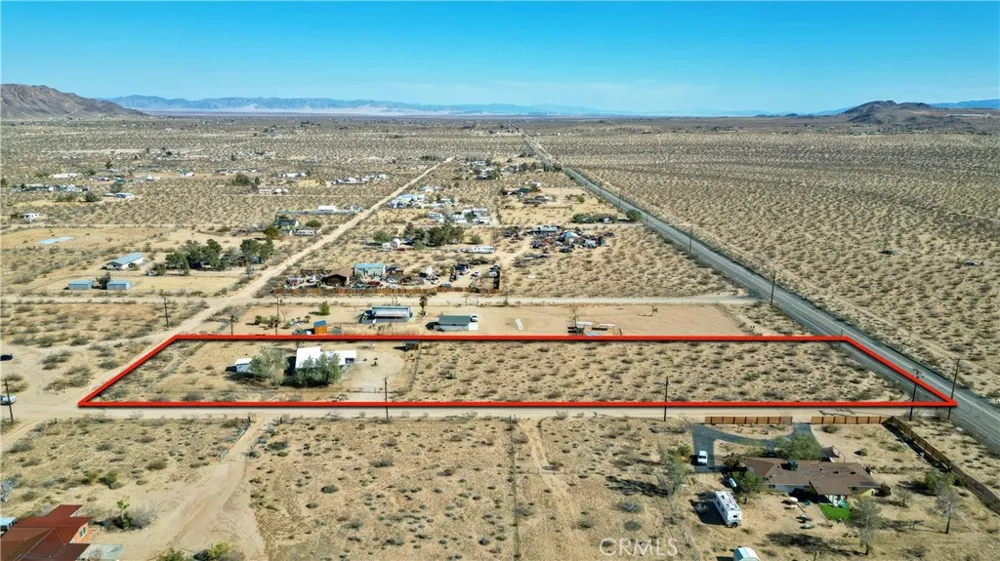 915 Dakota Lane Landers, CA 92285