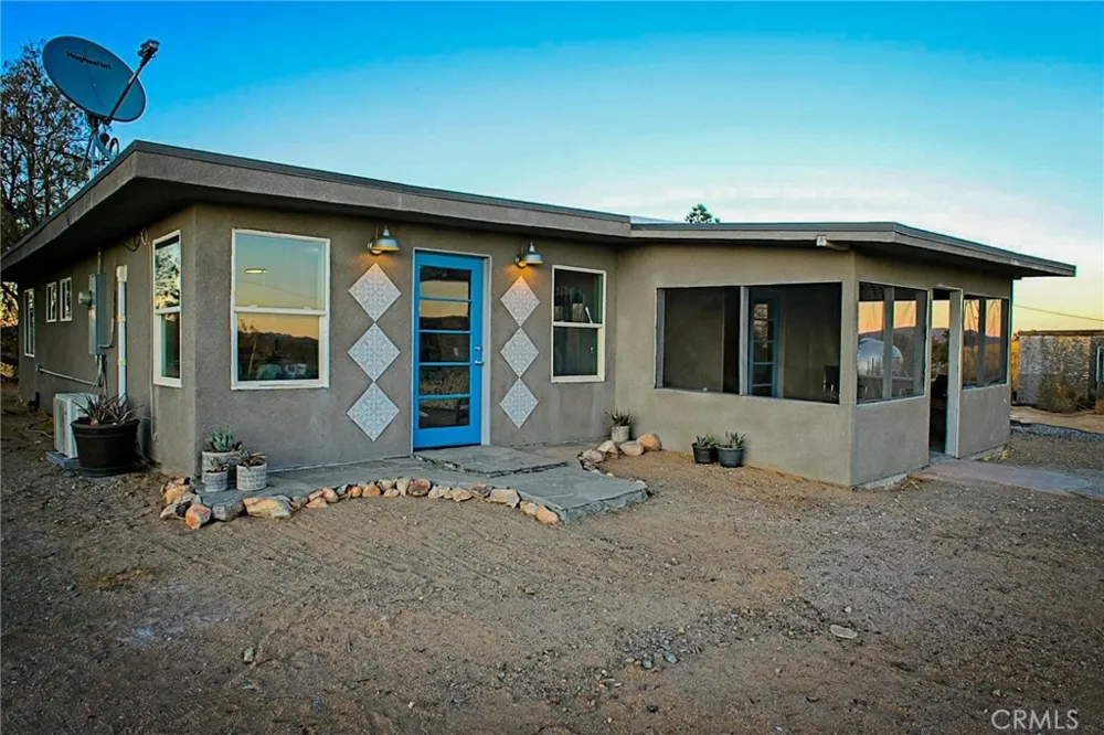 915 Dakota Lane Landers, CA 92285