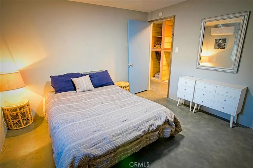 915 Dakota Lane Landers, CA 92285