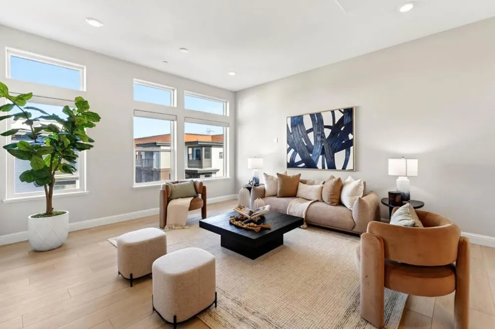 220 Waters Park Circle #304 San Mateo, CA 94403
