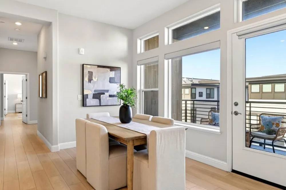 220 Waters Park Circle #304 San Mateo, CA 94403
