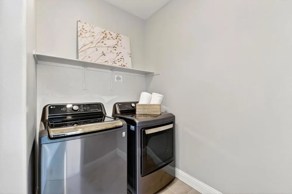 220 Waters Park Circle #304 San Mateo, CA 94403