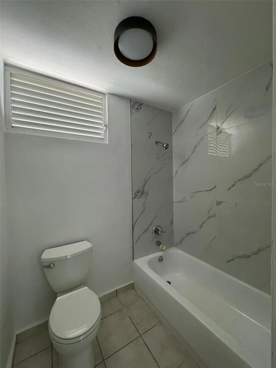29 CALLE BASILIO CATALA #210 Guaynabo, PR 00971