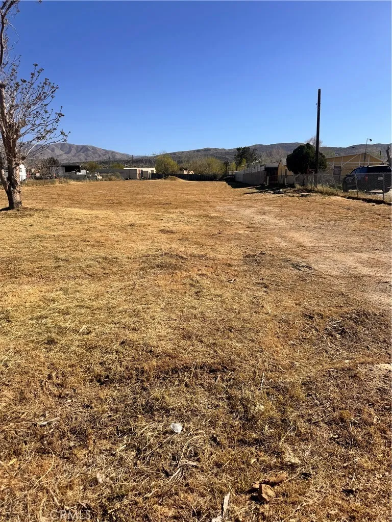 8026 Pearblossom Littlerock, CA 93543