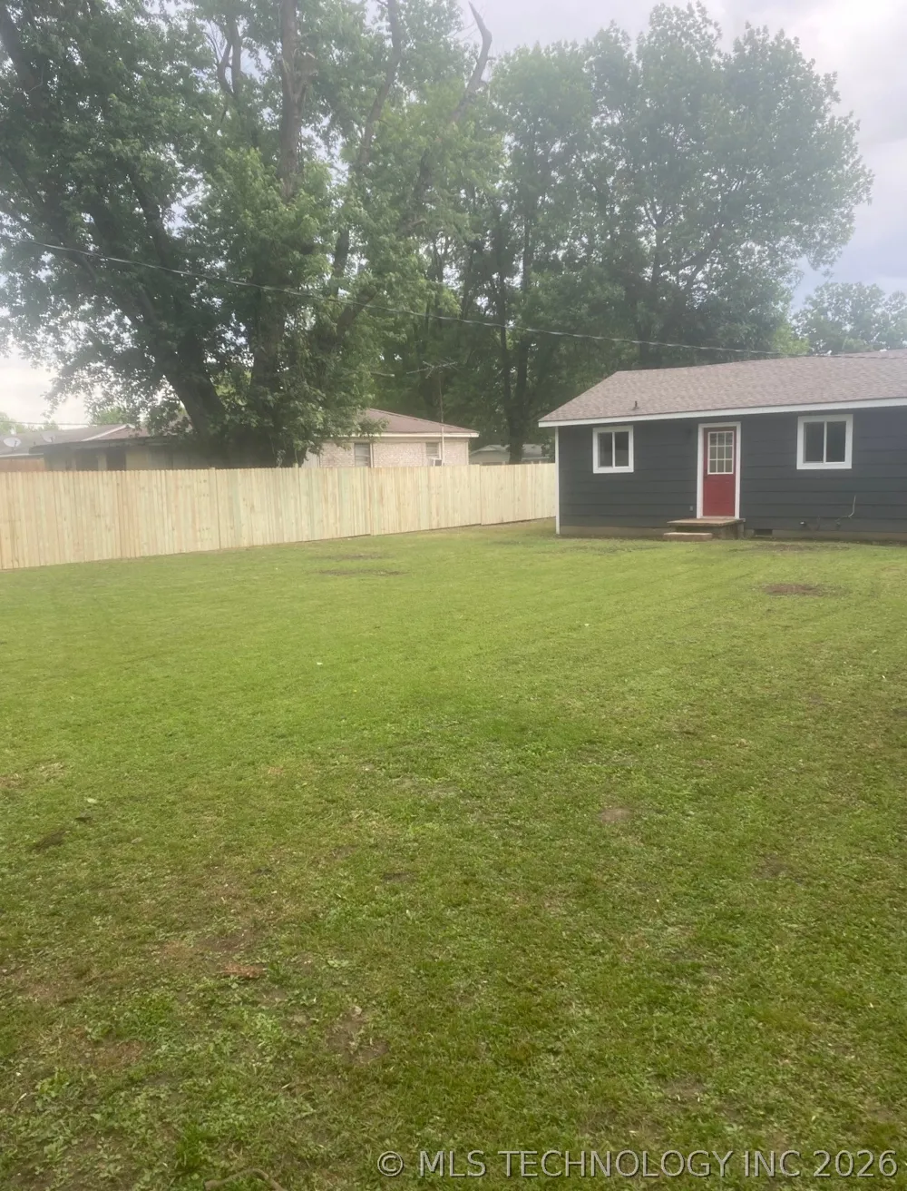 702 6th Avenue Warner, OK 74469