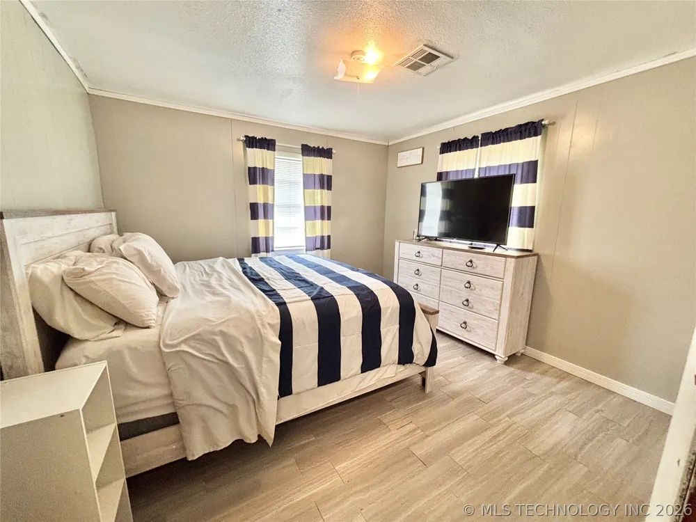1737 S Peaceable Road McAlester, OK 74501