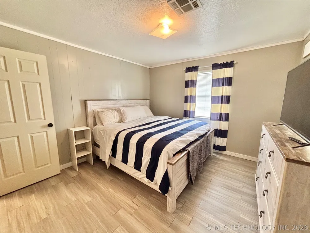 1737 S Peaceable Road McAlester, OK 74501