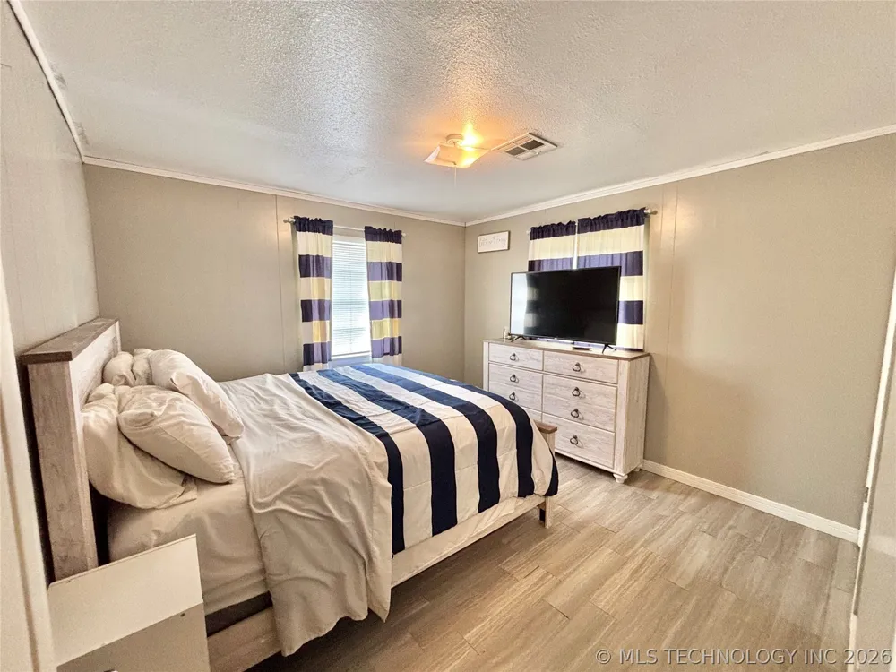 1737 S Peaceable Road McAlester, OK 74501