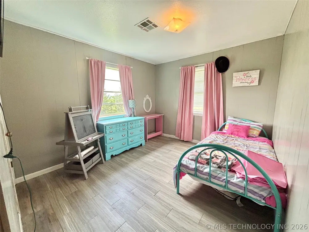 1737 S Peaceable Road McAlester, OK 74501