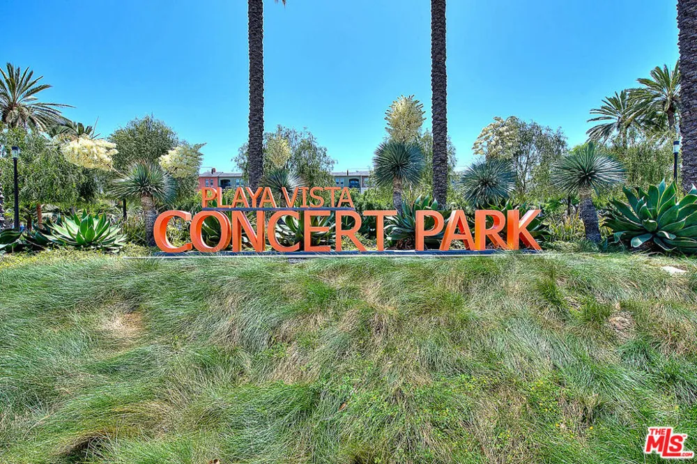 13020 Pacific Promenade #303 Playa Vista, CA 90094