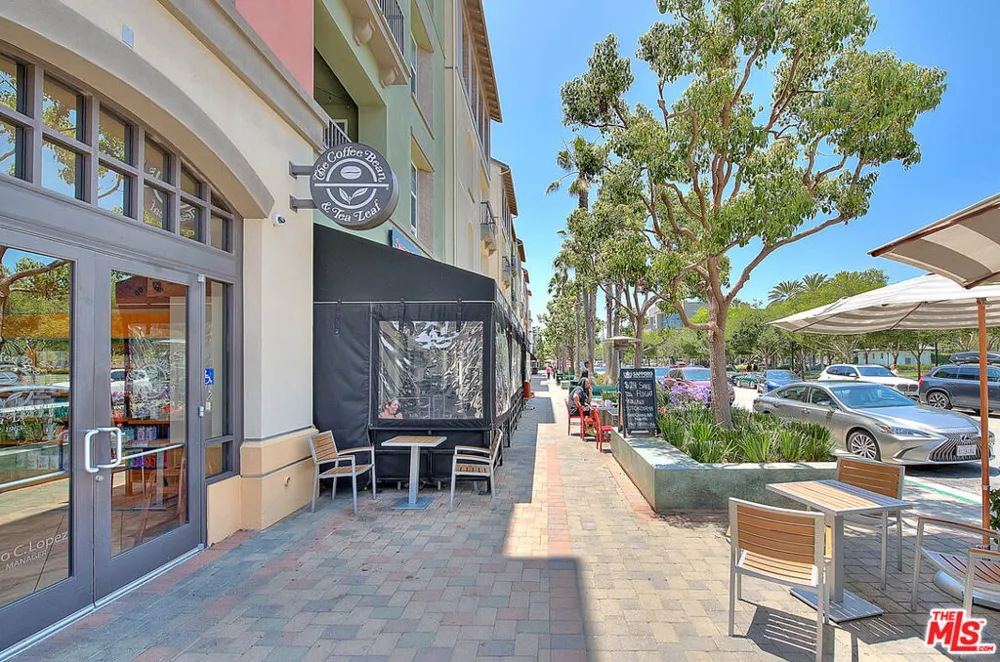 13020 Pacific Promenade #303 Playa Vista, CA 90094