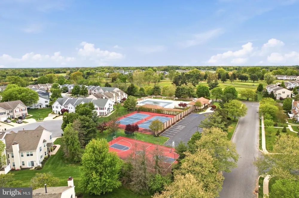 2102 DORAL DRIVE Blackwood, NJ 08012