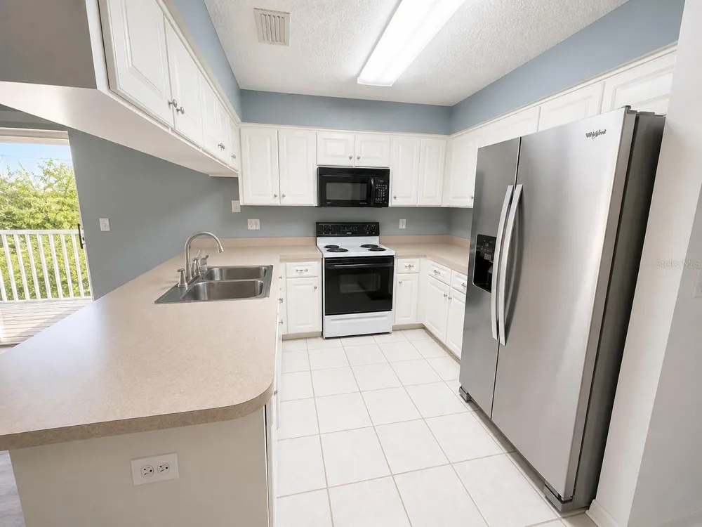 1013 APOLLO BEACH BOULEVARD #202 Apollo Beach, FL 33572