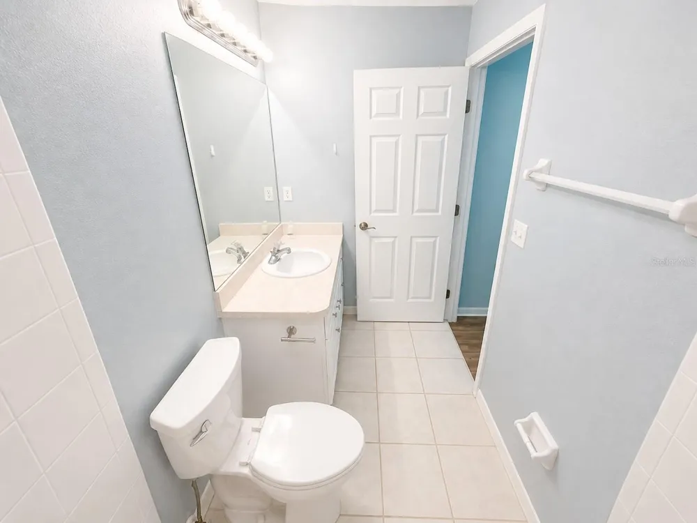 1013 APOLLO BEACH BOULEVARD #202 Apollo Beach, FL 33572