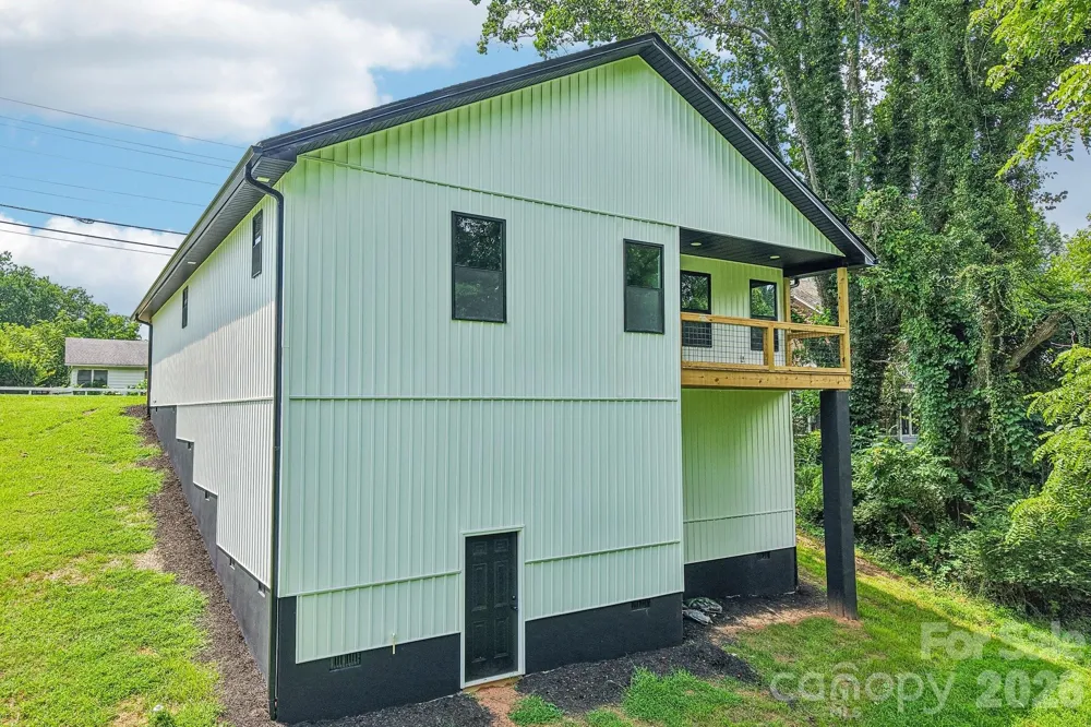 140 Main Street Mars Hill, NC 28754