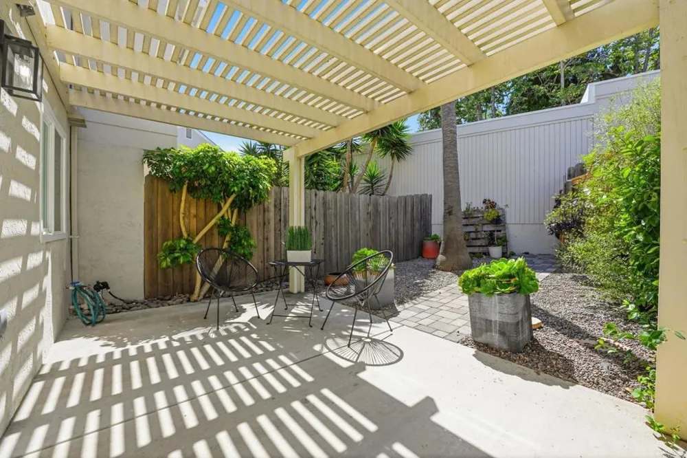 821 Del Mar Downs Road #D Solana Beach, CA 92075