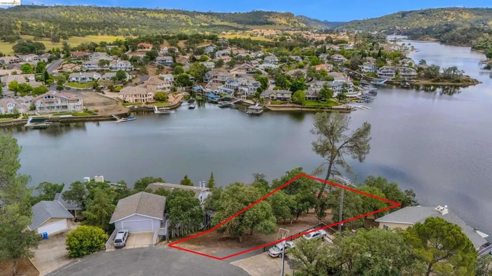 4459 Council Trl Copperopolis, CA 95228