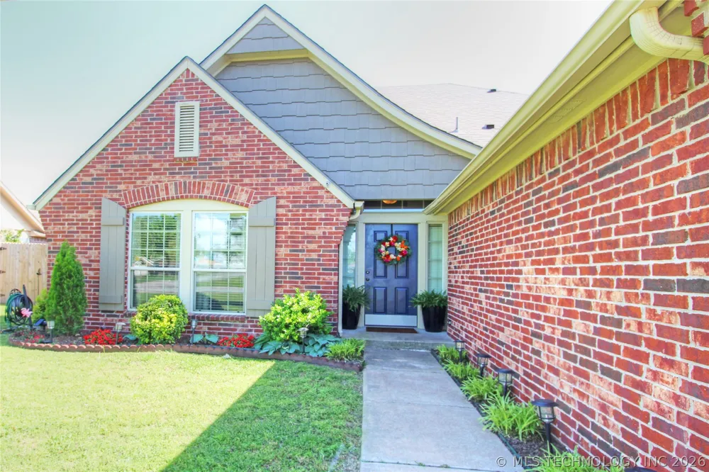 3009 Lincoln Road Bartlesville, OK 74006
