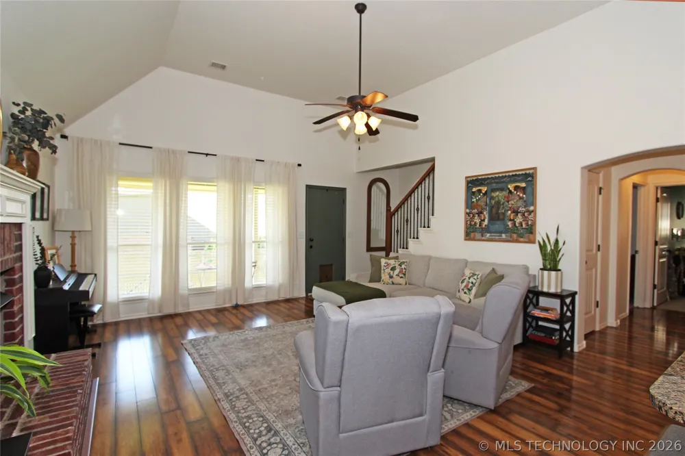 3009 Lincoln Road Bartlesville, OK 74006