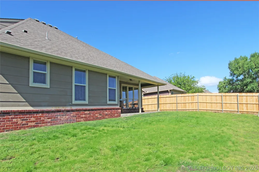 3009 Lincoln Road Bartlesville, OK 74006