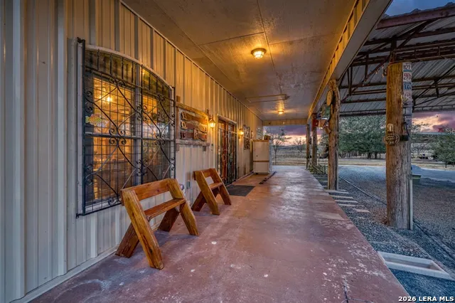 1140 E Curtis Bourn Crystal City, TX 78839