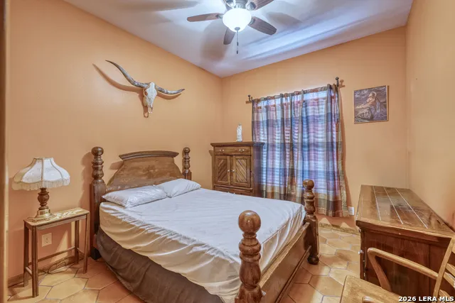 1140 E Curtis Bourn Crystal City, TX 78839