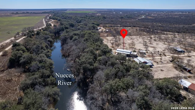 1140 E Curtis Bourn Crystal City, TX 78839