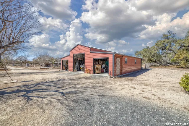 1140 E Curtis Bourn Crystal City, TX 78839