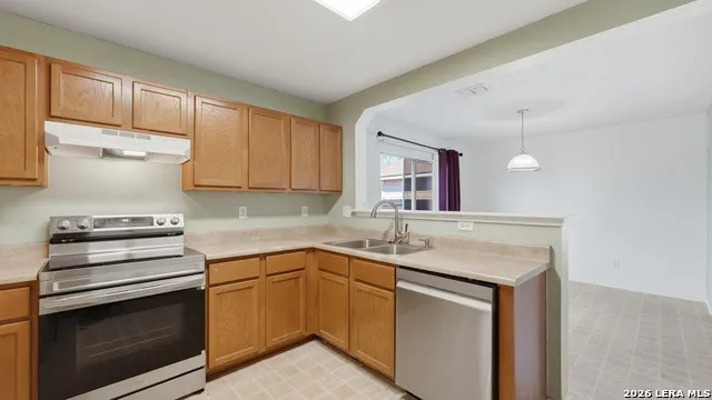 8043 Willow Country San Antonio, TX 78254