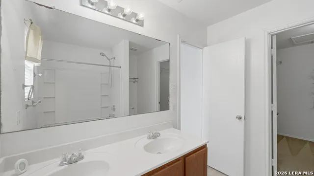8043 Willow Country San Antonio, TX 78254
