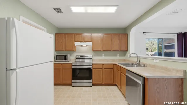 8043 Willow Country San Antonio, TX 78254