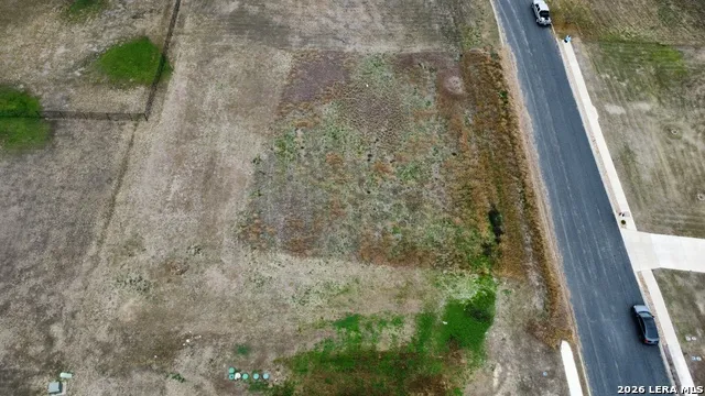 715 Abbott St Hedwig, TX 78152