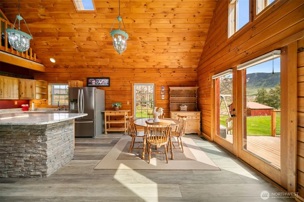 134 Thorburn Lane Malaga, WA 98828