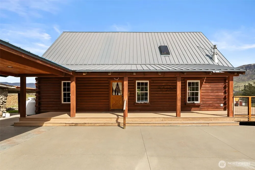 134 Thorburn Lane Malaga, WA 98828