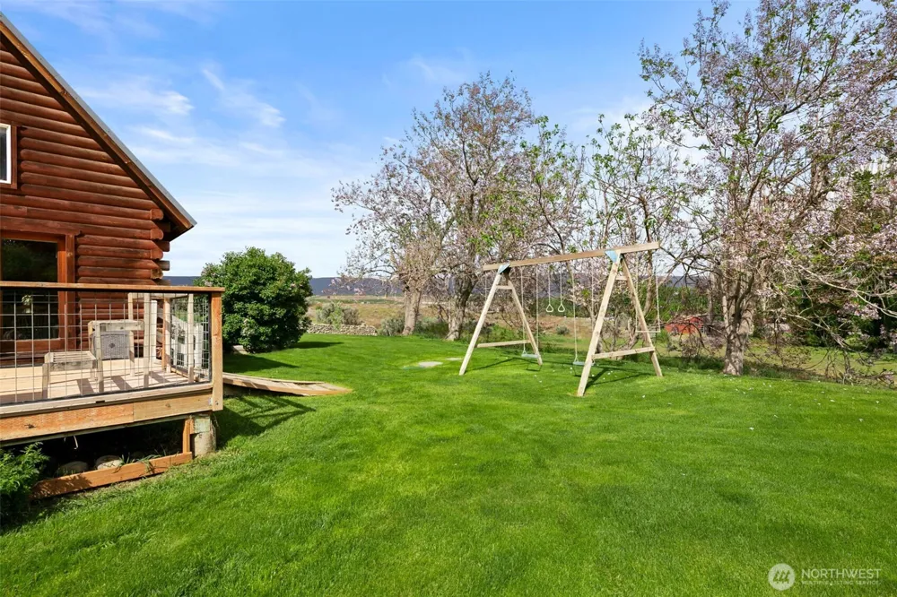 134 Thorburn Lane Malaga, WA 98828
