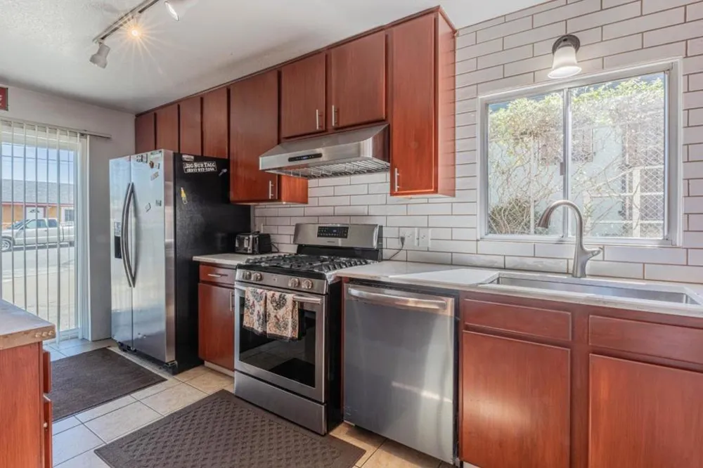 1484 Sonoma Avenue Seaside, CA 93955
