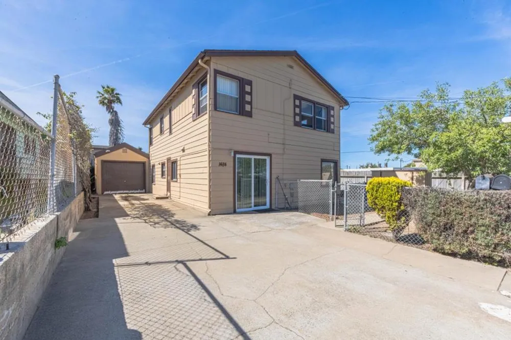 1484 Sonoma Avenue Seaside, CA 93955