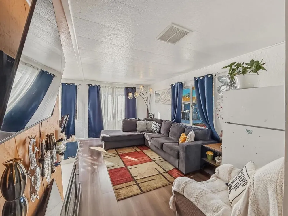 20 Russell Road #59 Salinas, CA 93906
