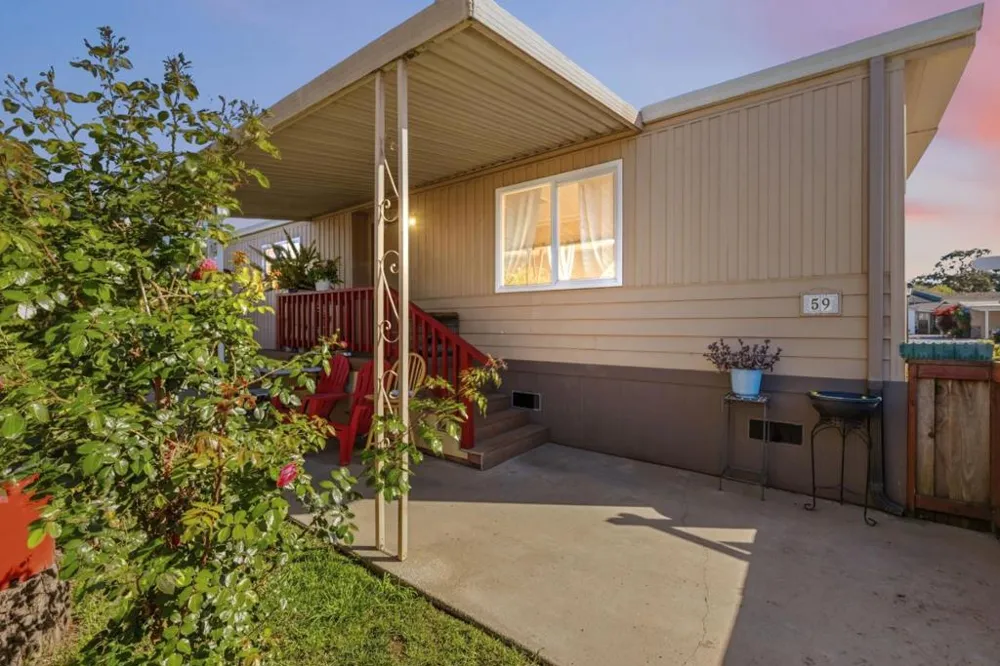 20 Russell Road #59 Salinas, CA 93906