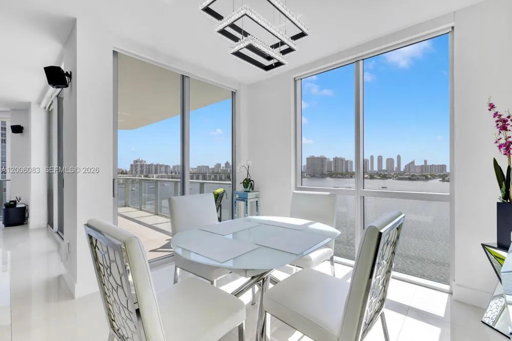 17111 Biscayne Blvd #909 North Miami Beach, FL 33160